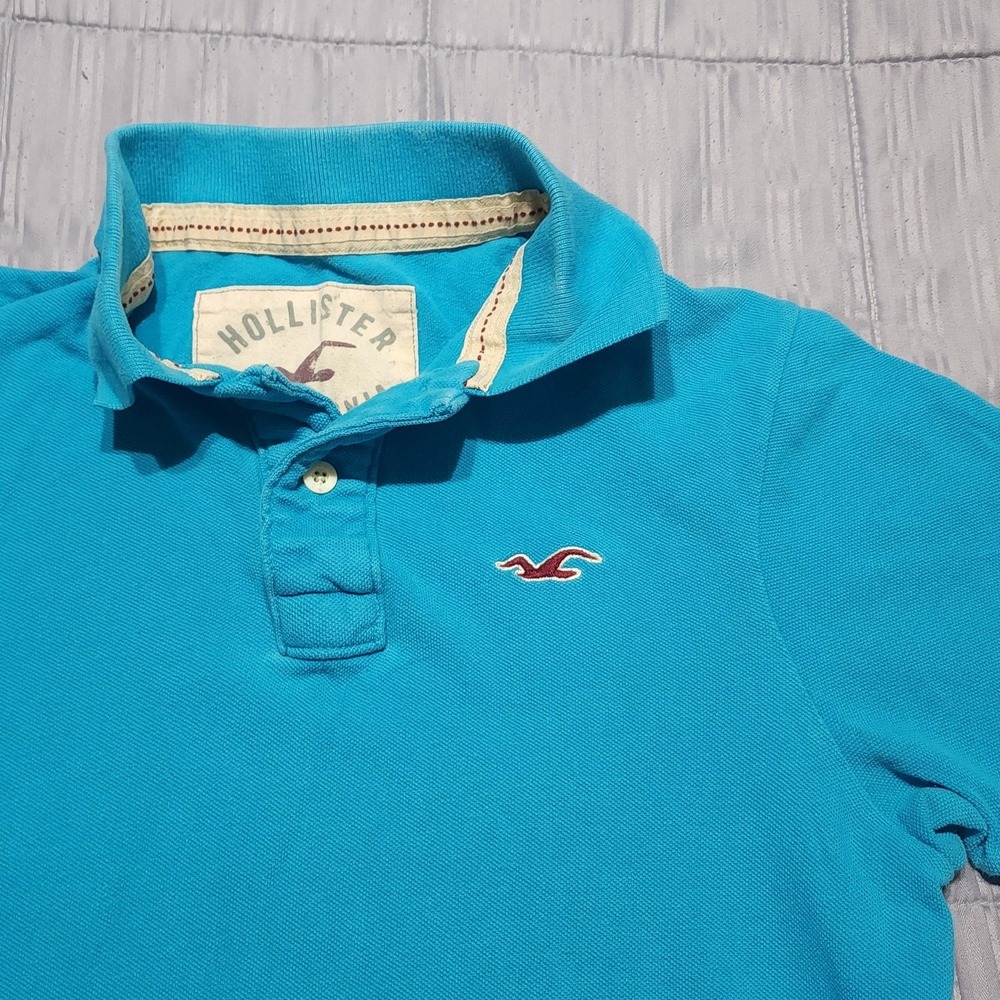 Hollister Polo Shirt Mens Medium Blue Short Sleeve 100% Cotton Embroidered Logo - Picture 2 of 10
